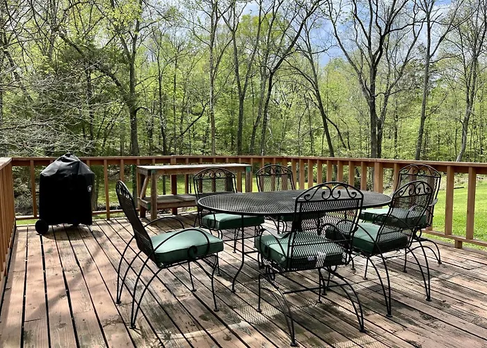 Fireplace Fire Pit Shaded Deck Ferienhaus Simpson