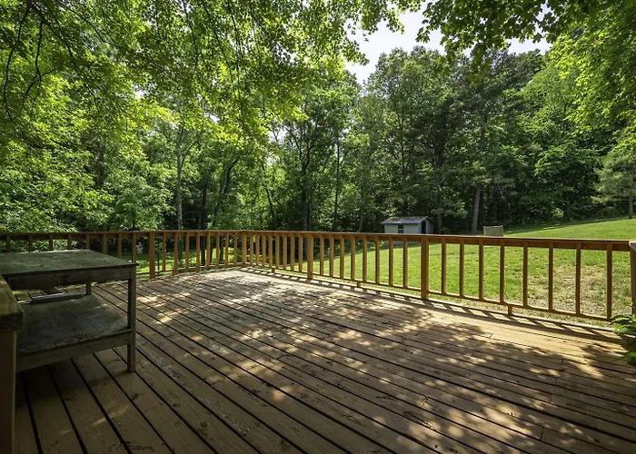 Ferienhaus Fireplace Fire Pit Shaded Deck